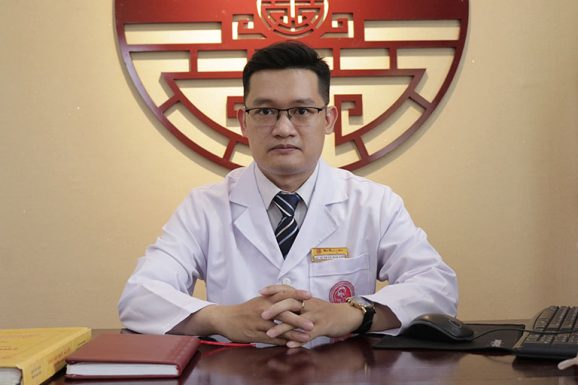 Bác sĩ Trần Hải Long - Vị bác sĩ trẻ, có tài có tâm